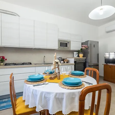 A_mati A 公寓 包内伊